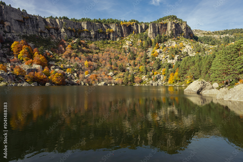Fototapeta premium Urbion Mountains and Black Lagoon (Sierra de Urbion - Laguna Negra) Nature Reserve, Soria, Spain. Autunm season. Colorful picture.