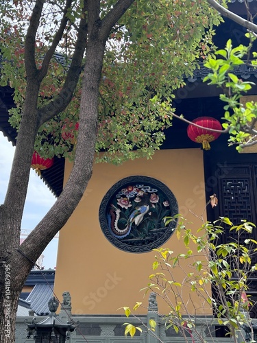 Chinese temple ornament 