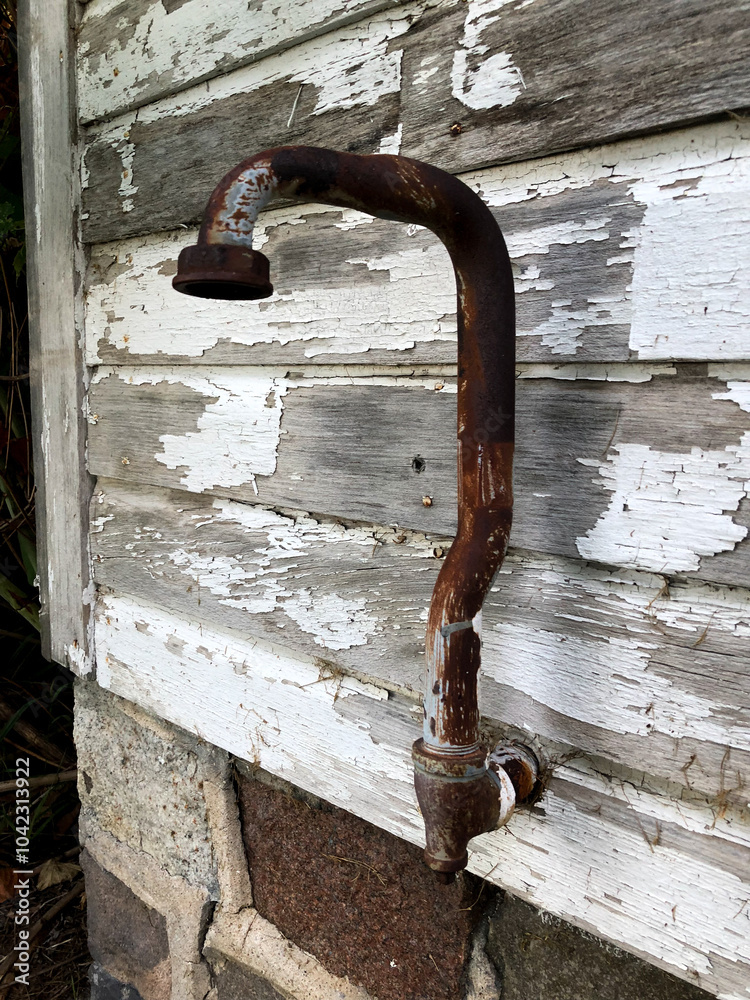Rusty old outdoor faucet Rusty old outdoor faucet