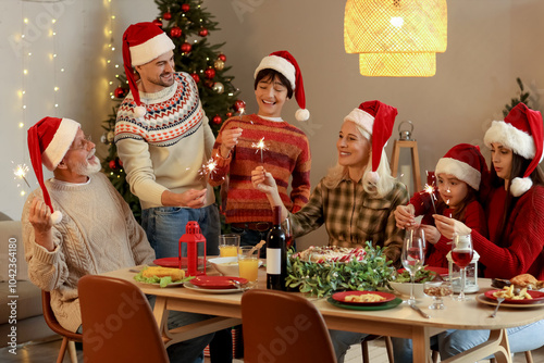 Happy multigenerational fam...