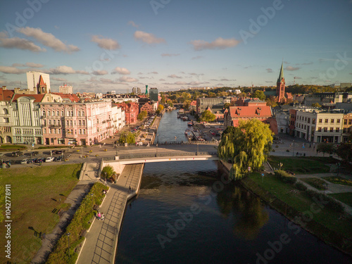Obraz na płótnie Island in the city of Bydgoszcz on the Brda River,, Poland. w salonie