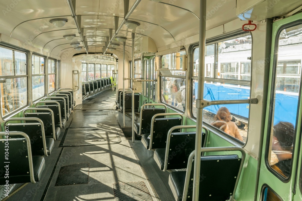Obraz premium train in the subway