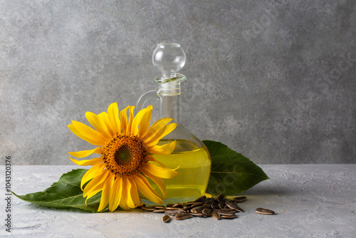 Sunflower, sunflower oil an...