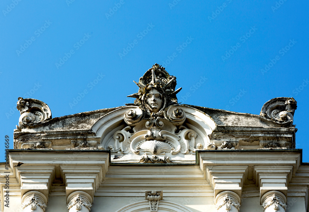 Obraz premium cabeza en las alturas con rayos