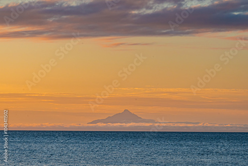 Wallpaper Mural 北海道　初山別村の金比羅神社 Torontodigital.ca