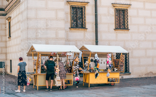Obraz na płótnie Souvenir Stand on Stary Rynek Square in Poznań, Poland w salonie