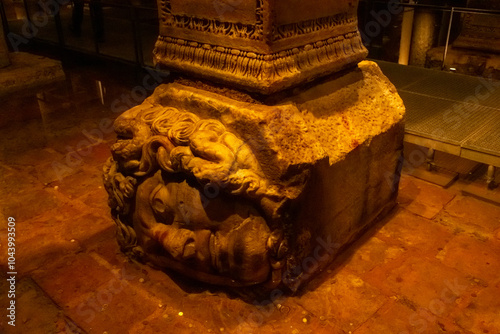 Obraz na płótnie The Basilica Cistern, underground water reservoir build by Emperor Justinianus in 6th century, Istanbul, Turkey w salonie