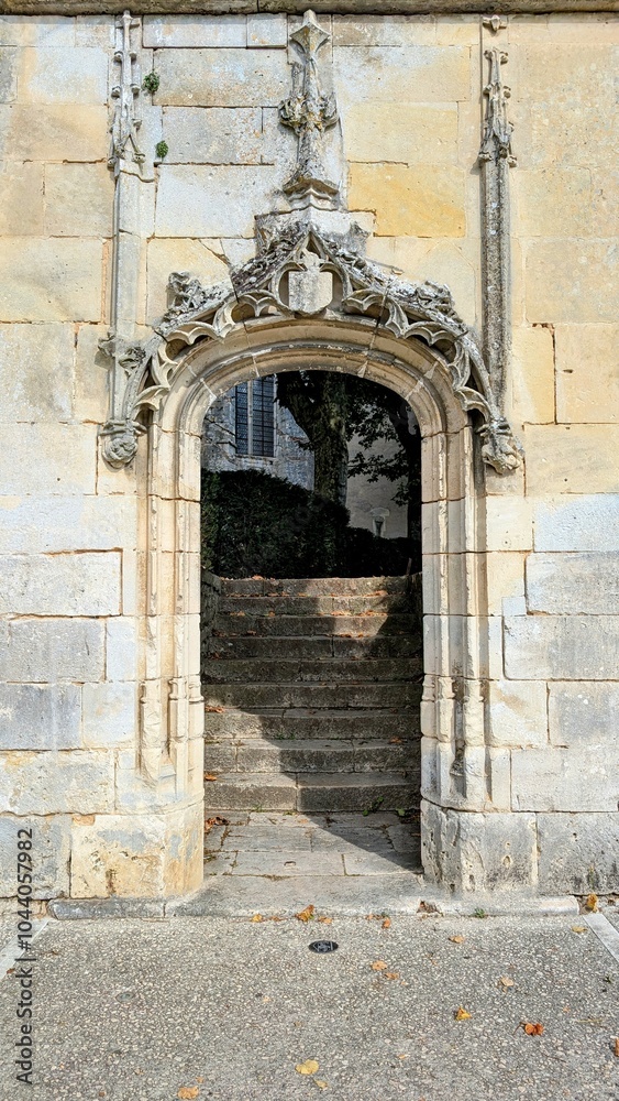 FERRIERES-EN-GATINAIS (Loiret) FERRIERES-EN-GATINAIS (Loiret)