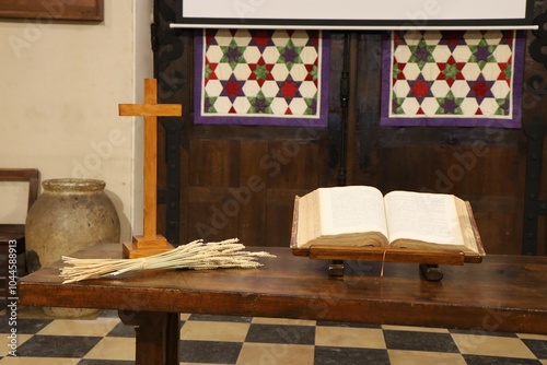 Intérieur du Temple du Change, temple protestant, ville de Lyon, département du Rhône, France photo