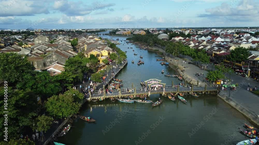 Hoi An - An Hoi Bridge Hoi An - An Hoi Bridge