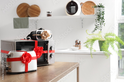 Different household applian...