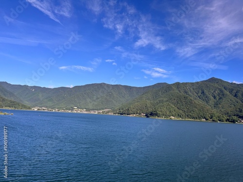 Wallpaper Mural lake and mountains Torontodigital.ca