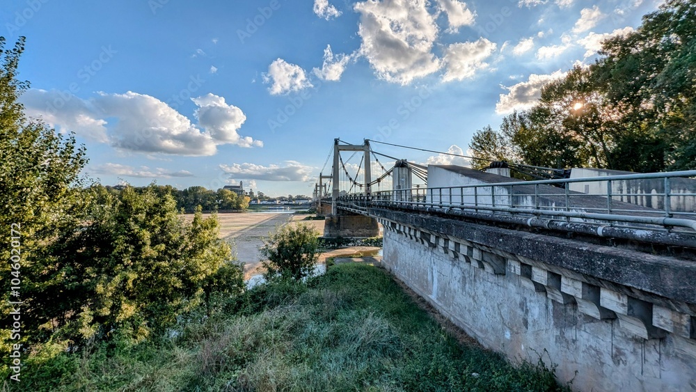 Fototapeta premium MAUGES-SUR-LOIRE (Maine-et-Loire)