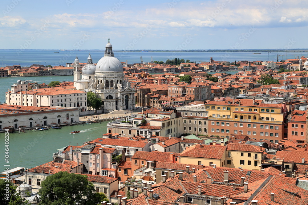 Obraz premium サンマルコ広場の鐘楼からの眺め