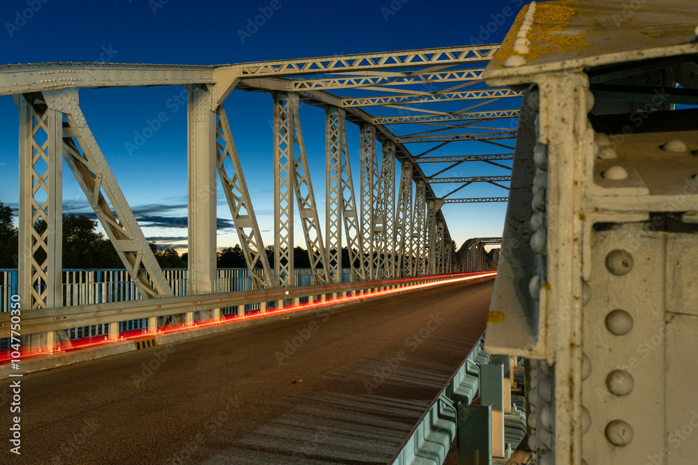 Fototapeta premium bridge over the river