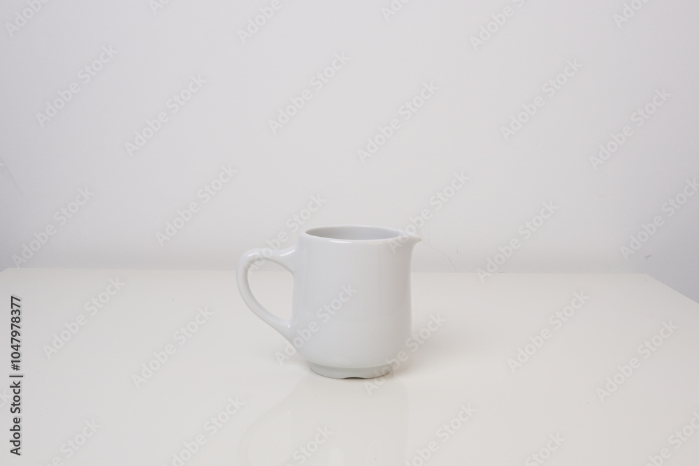 Obraz premium milk pottery