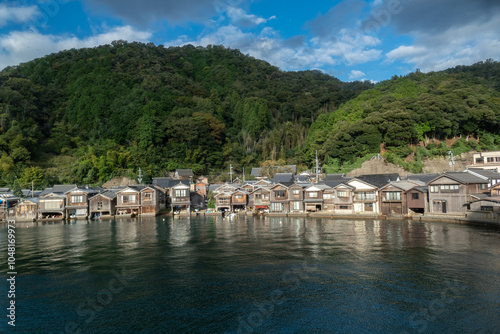 Obraz na płótnie Funaya Boathouses in Ine fisherman village Kyoto Prefecture, The funayas were originally constructed to lift fishermen's wooden boats from the sea w salonie