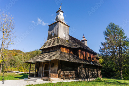 Obraz na płótnie Wooden Church of St. Peter and Paul in Sil, Ukraine w salonie