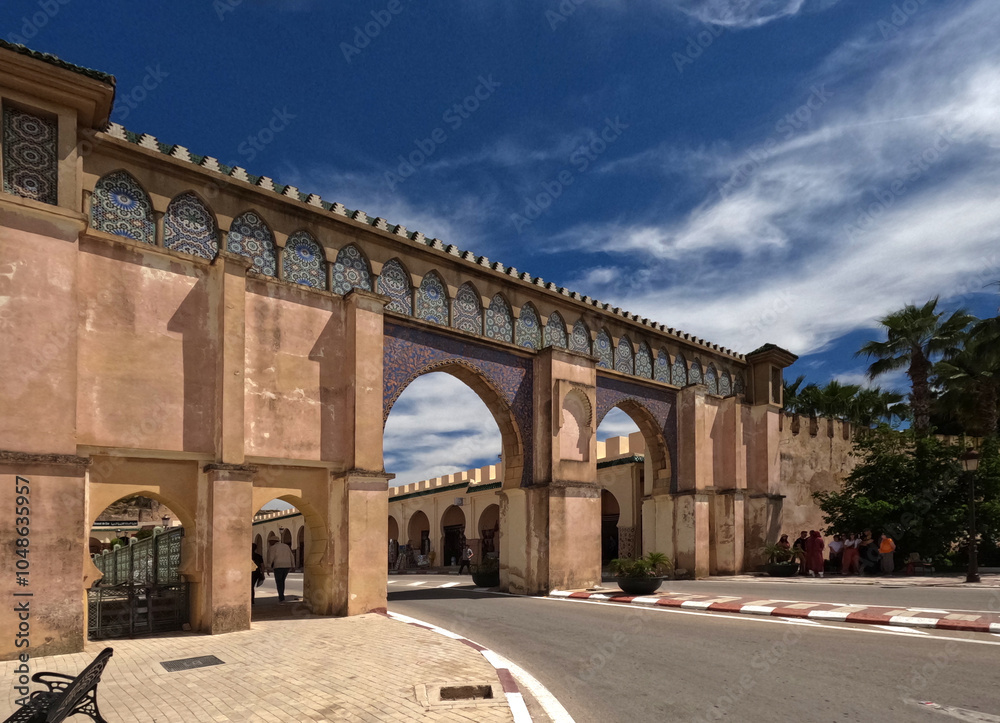 Obraz premium Meknes, Morocco. Mosaic tile gateway to the old city.