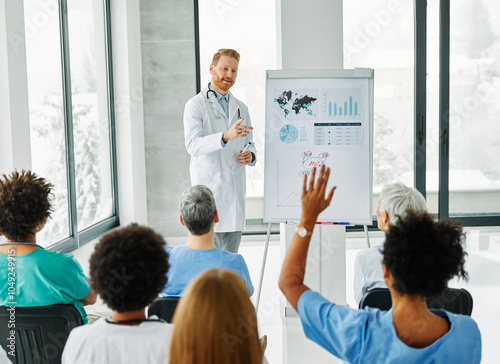 Foto seminar business meeting doctor conference audience presentation education lectu