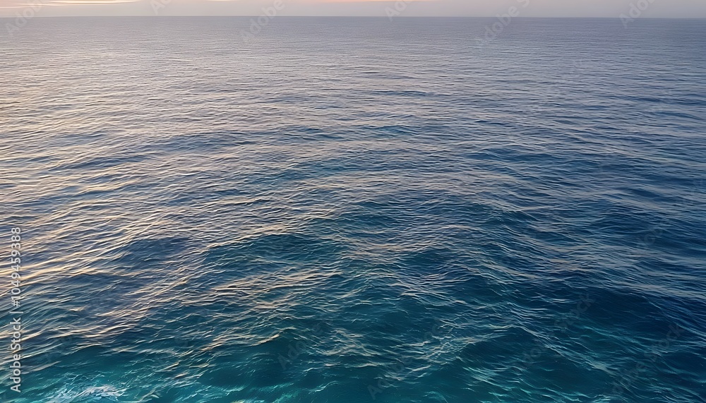Fototapeta premium Ocean Waters Stretching to the Horizon