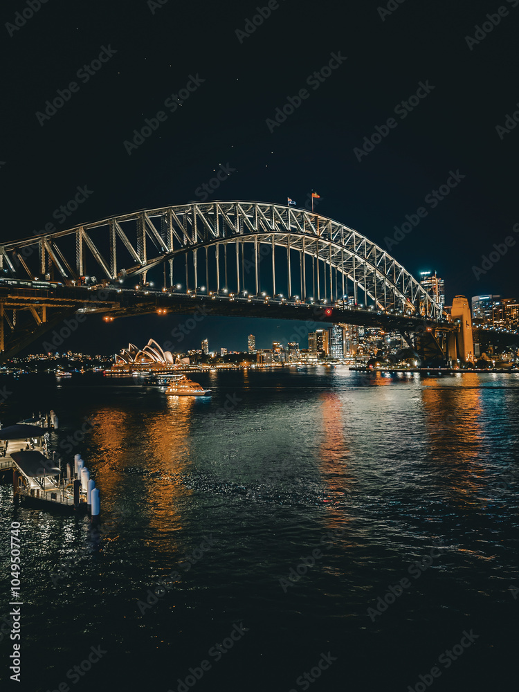 Fototapeta premium Sydney by night, Harbour Bridge, NSW, Australia