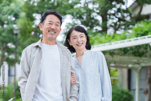 Fotografie 笑顔の中年夫婦