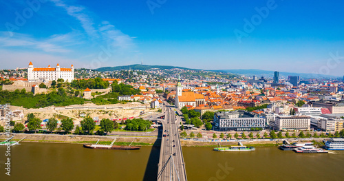 Obraz na płótnie Aerial panorama of Bratislava, Slovakia w salonie