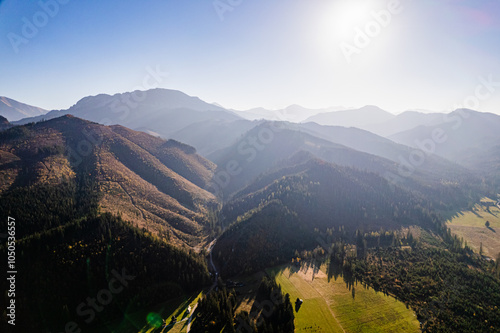 Obraz na płótnie Góry, Tatry Zachodnie w Polsce, panorama jesienią z lotu ptaka w salonie