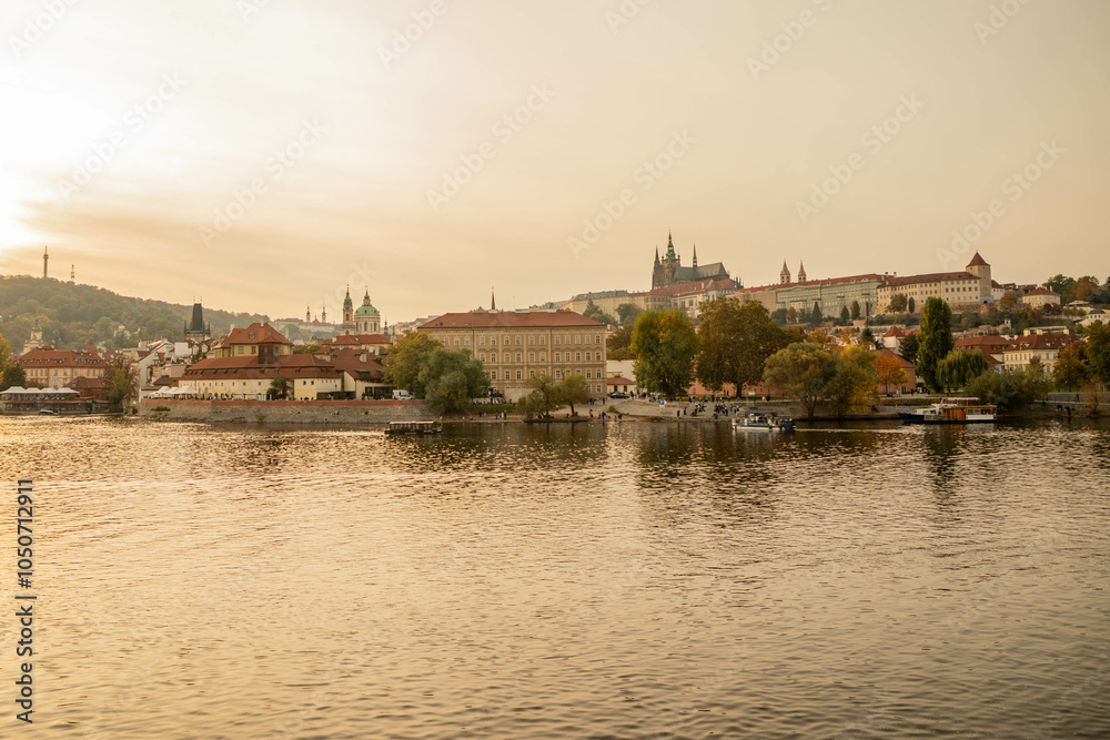 Fototapeta premium golden light just before sunset in Prague 