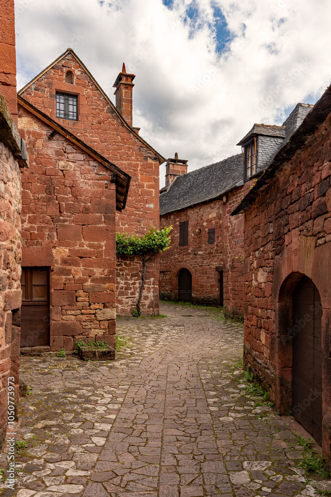 Gasse im schönsten Dorf Frankreichs