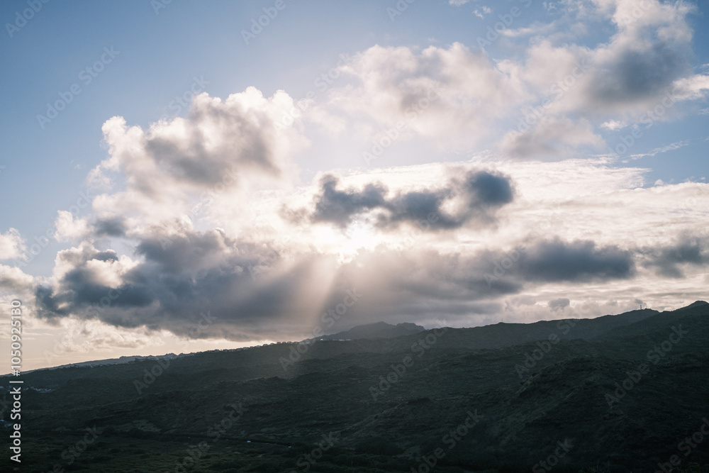 Obraz premium clouds over the mountains