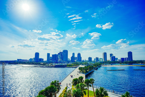 Canvas Print St petersburg, Florida, USA - 10 26 2024: The landscape of St petersburg downtow