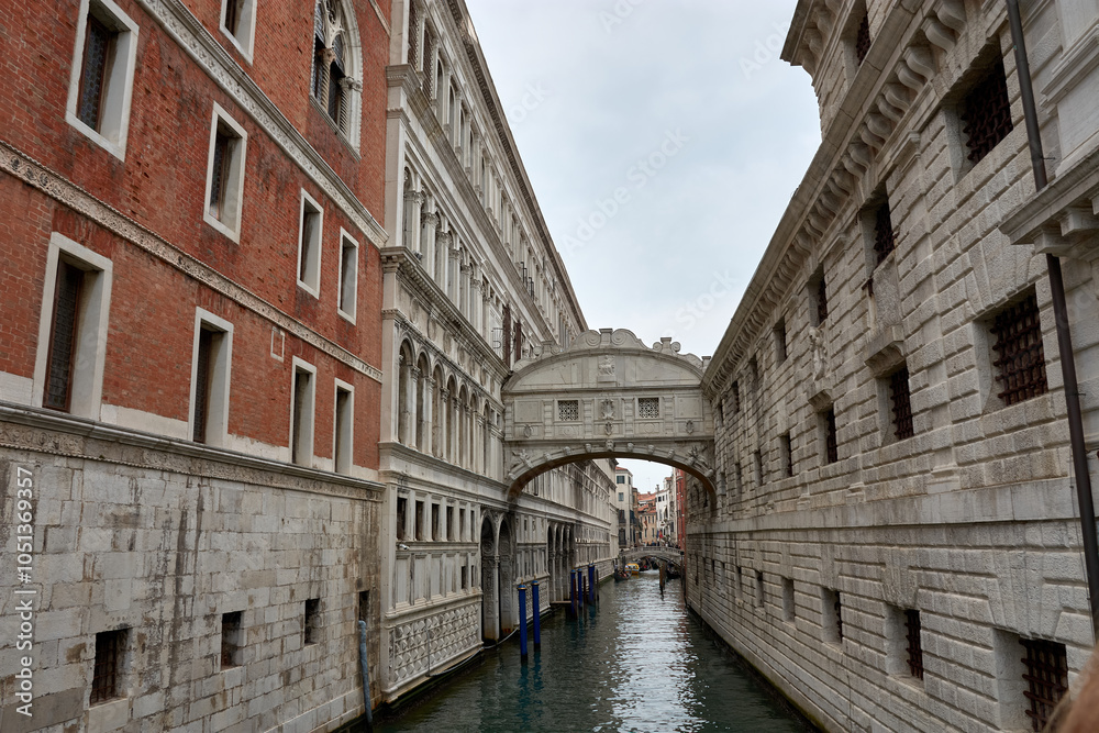 Obraz premium Romantic Venice: Bridge of Sighs and Grand Canal