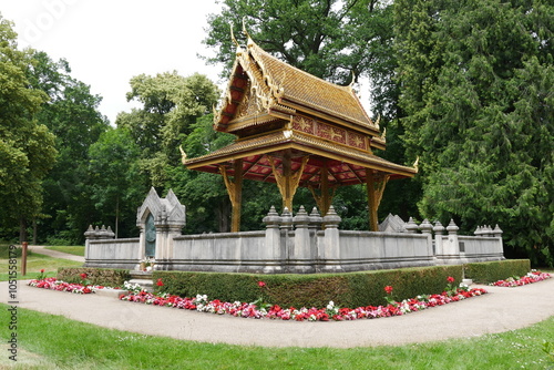 Thailändischer Tempel Thai Sala im Kurpark von Bad Homburg vor der Höhe photo