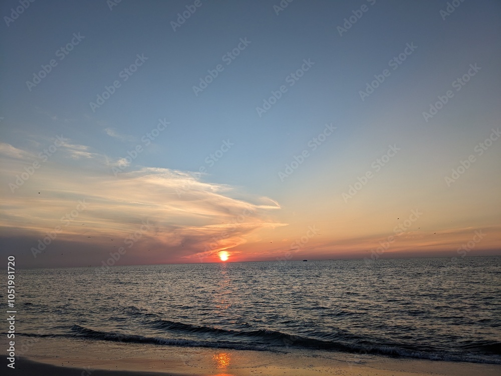 Obraz premium sunset on the beach