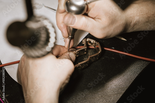 Slika na platnu Jeweller Engraver At Work Front View Professional Tools On White Desk
