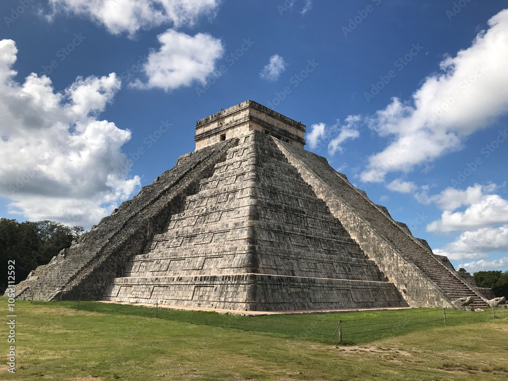 MEX_Temple_Chichen_Itza_2019_RET_IMG9822.JPG MEX_Temple_Chichen_Itza_2019_RET_IMG9822.JPG