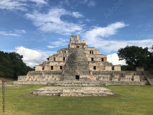 MEX_Temple_Edzna_2019_RET_IMG8483.JPG photo