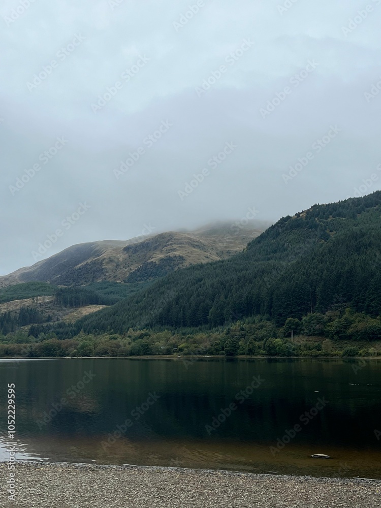 Obraz premium lake and mountains