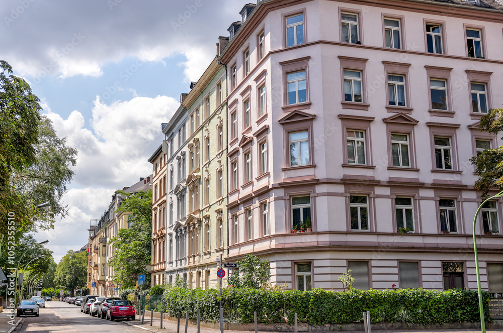 Fototapeta premium Frankfurt, Germany - July 29, 2024: Classic architecture of buildings in Frankfurt 