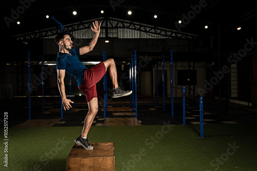 Hombre haciendo crossfit