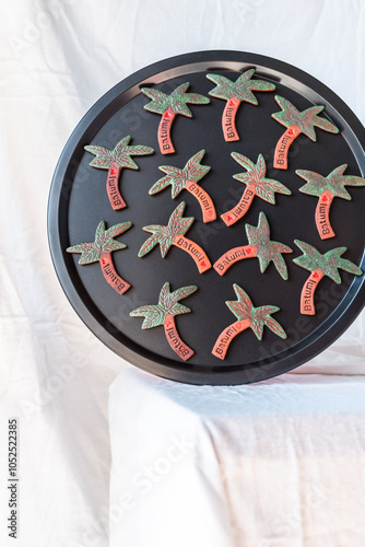 Black tray with palm tree magnets – versatile display for showcasing travel memories, tropical vibes, or minimalist decor accents