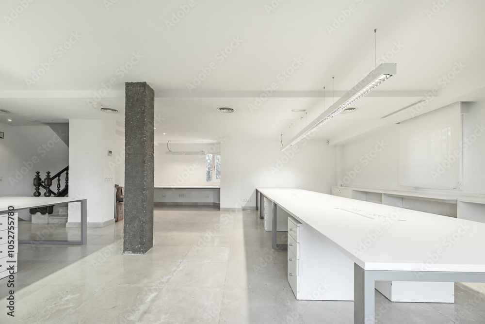 Desk lamps and ambient lighting systems contribute to creating a pleasant work environment Desk lamps and ambient lighting systems contribute to creating a pleasant work environment