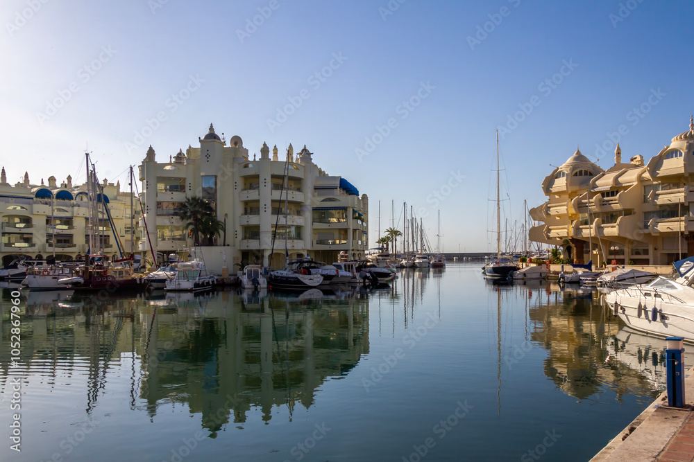 Fototapeta premium Early morning in Benalmadena marina