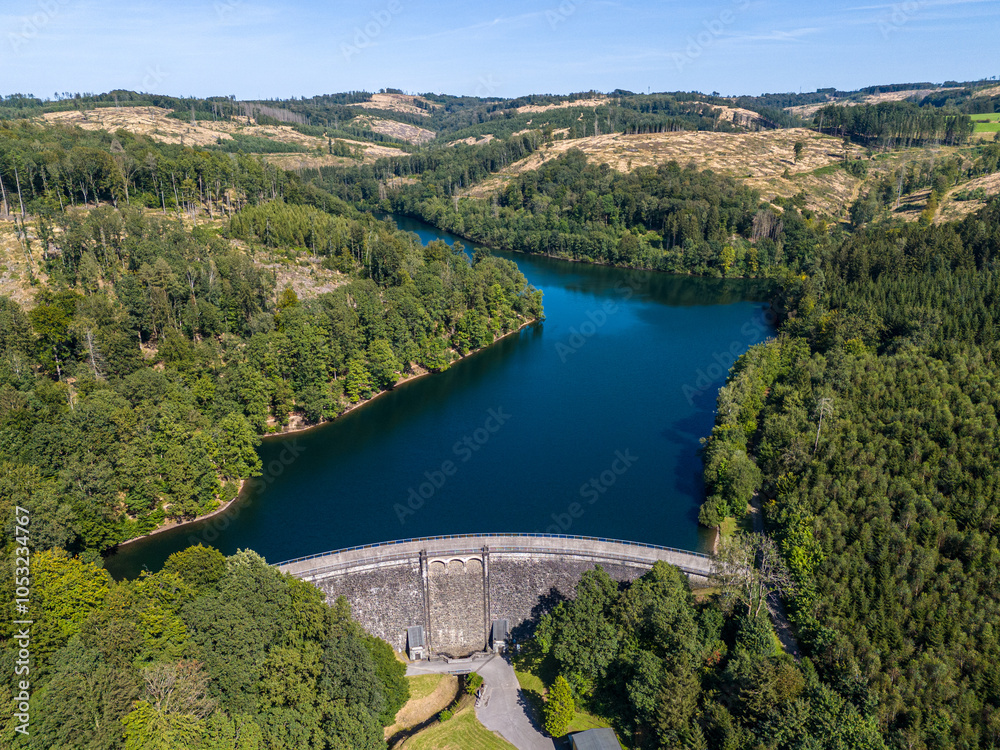 Luftbild der Jubachtalsperre und Staumauer Luftbild der Jubachtalsperre und Staumauer