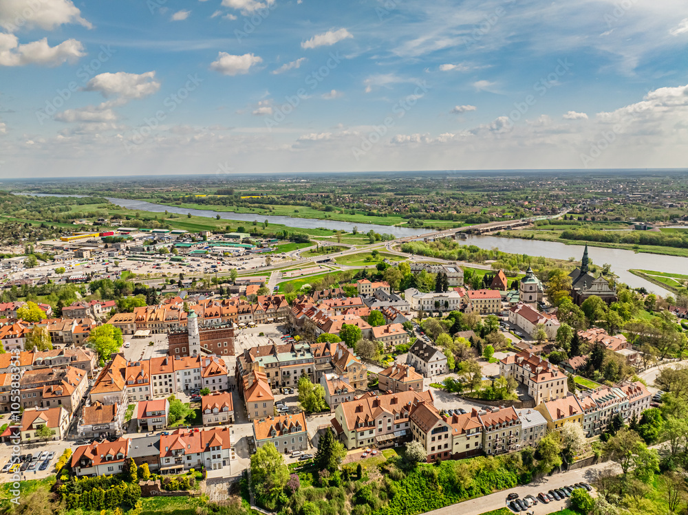 Architektura i panoramy Sandomierza, Polska, Świętokrzyskie, Sandomierz wiosną, Słoneczna pogoda