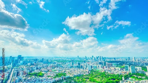 東京風景・ワイドタイムラプス　青空に流れる雲