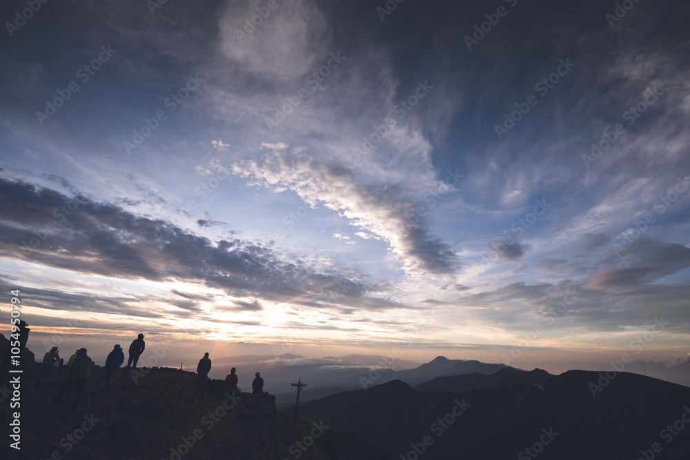 Fototapeta premium 八ヶ岳 赤岳頂上山荘からの夕焼け空