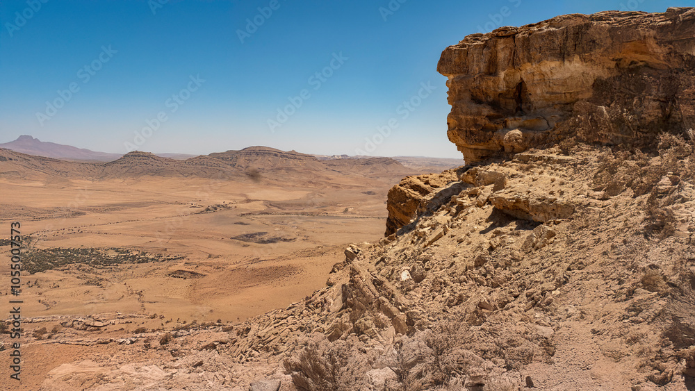 Fototapeta premium rocks in the desert, Micpe ramon, Israel 